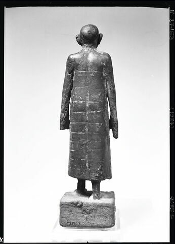 statue, image 4/4