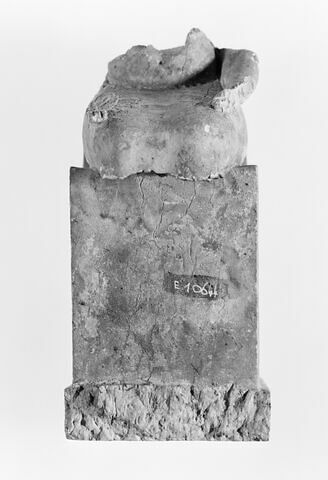 figurine, image 2/4