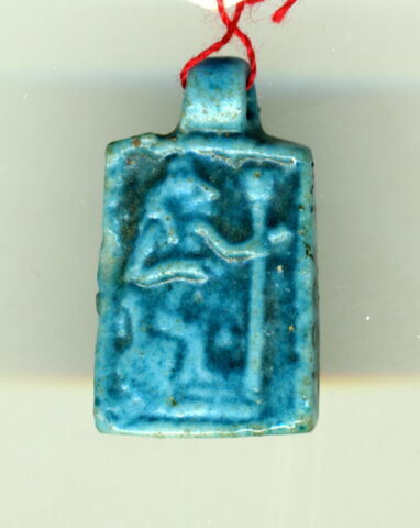 amulette ; pendentif ; plaquette