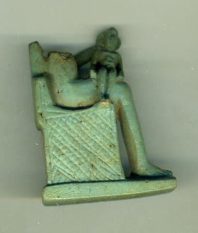 figurine d'Isis allaitant  ; amulette