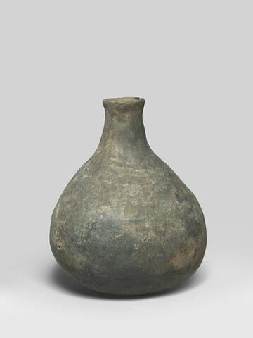 vase ; bouteille