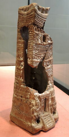 figurine ; maquette de maison ; lampe, image 2/7