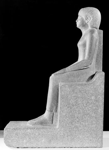 statue, image 11/35