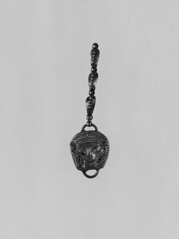 pendentif ; élément de collier