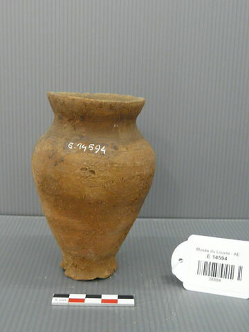 vase ; avec contenu ; orge