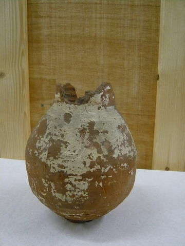 vase, image 2/2