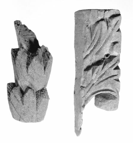 colonnette  ; élément de meuble  ; fragment, image 3/3