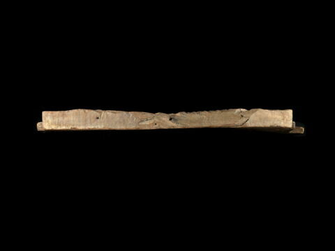 panneau ; stèle ; plusieurs fragments recollés, image 4/9