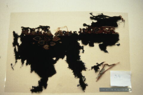 décor de textile ; fragments, image 2/2