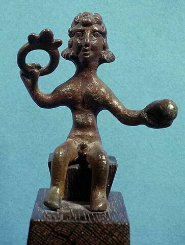 figurine