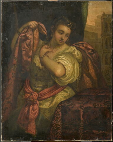 Portrait de femme au collier de perles