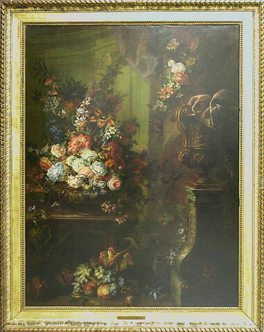 Vase d'or, fleurs et fruits, image 2/2