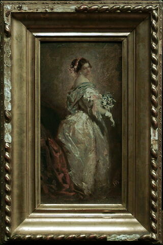 Femme debout, image 2/3