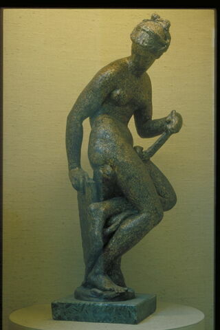 Femme nue assise (l'Architecture ?), image 8/8