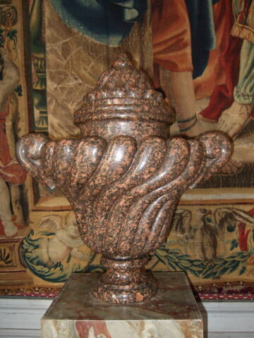 Vase forme soupière