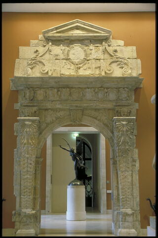 Porte de la salle du Grand Consistoire au Capitole de Toulouse