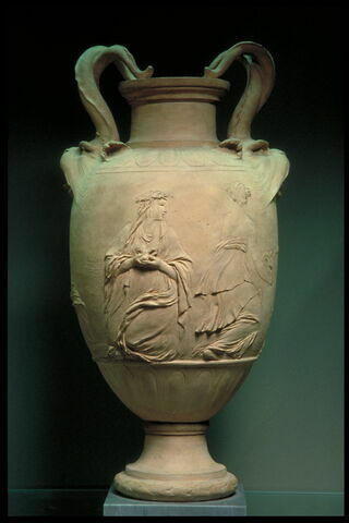 Vase avec décor de cinq femmes faisant un sacrifice, image 11/15