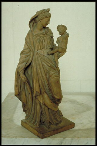 La Vierge et l'Enfant, image 8/9