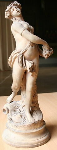 Bacchante à la grappe de raisin