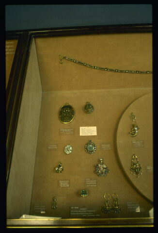 Paire de pendants d'oreilles, image 4/5