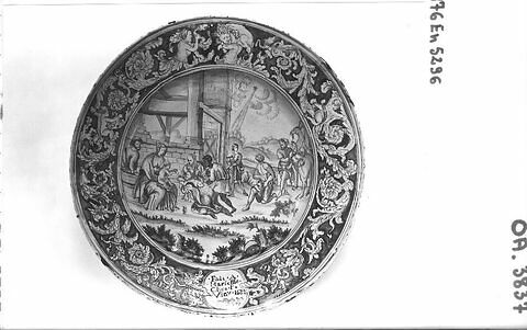 Plat rond : Adoration des Mages, image 3/3