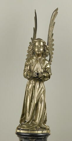 Statuette : ange porte-lumière, image 3/6