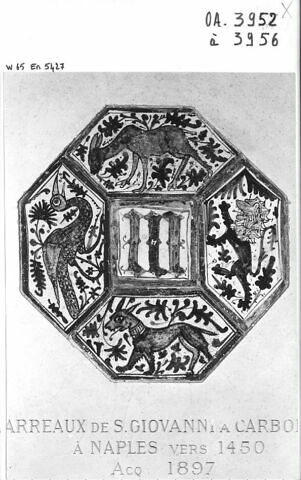 Carreau hexagonal : chien avec un collier, image 4/4