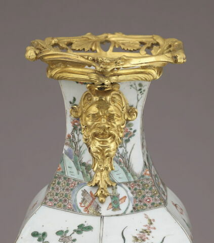 Vase en porcelaine du Japon à six pans, d'une paire (avec OA 5489 2), image 10/16