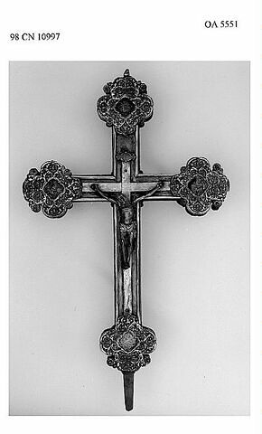 Croix processionnelle en argent et cuivre doré