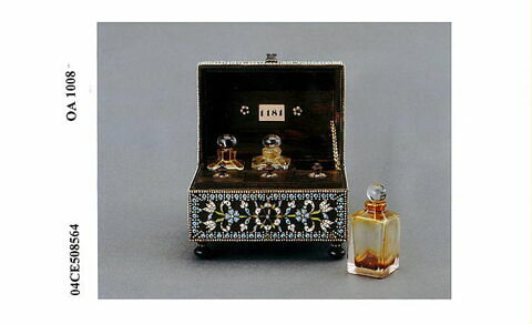 Coffret à parfum, image 4/8