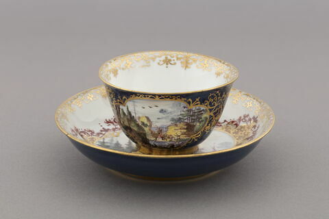 Tasse à thé et soucoupe, d'un service (OA 8074-8090), image 3/7