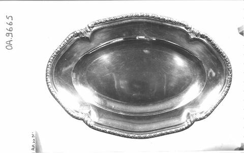 Plat ovale, image 3/3