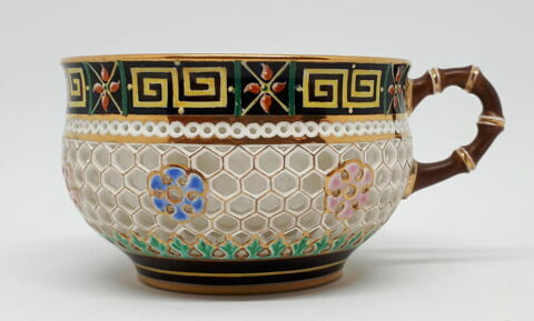 Tasse du déjeuner "chinois réticulé" de la reine Marie-Amélie