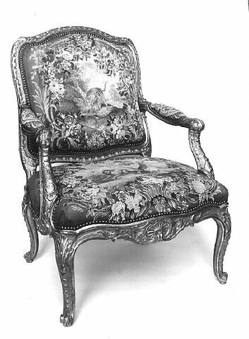 Fauteuil à la Reine, d'une série (OA 11154 à 11158), image 2/2