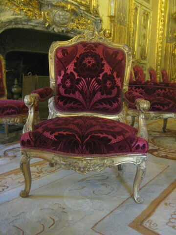 Grand fauteuil.