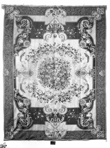 Tapis ras rectangulaire à décor de médaillon central fleuri, image 14/14