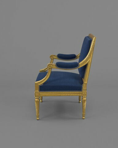 Fauteuil à dossier carré d'un mobilier de salon comprenant dix-sept pièces (OAR 205 à OAR 221), image 4/5