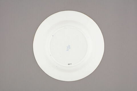 Assiette creuse, d'une série de douze (R 700 à 711), image 2/4