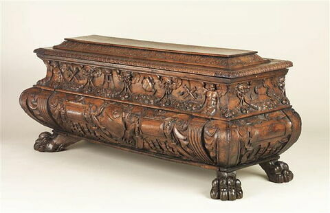 Coffre en forme de sarcophage, image 5/10