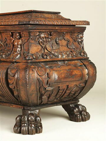 Coffre en forme de sarcophage, image 6/10