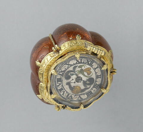 Montre en forme de bouton de pavot, image 7/13