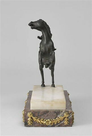 Statuette : enfant sur un cheval, image 2/5