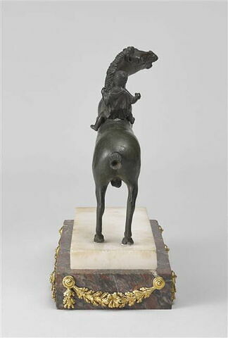 Statuette : enfant sur un cheval, image 5/5