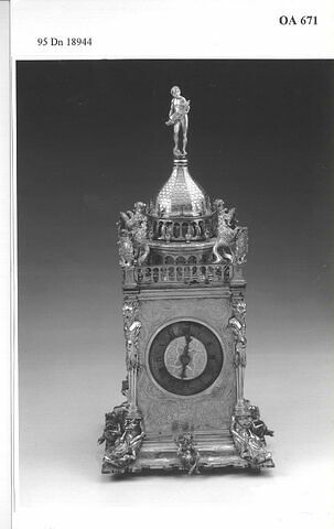 Horloge de table en forme de tour carrée, image 11/15