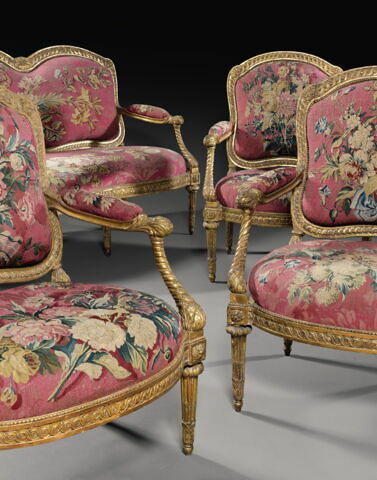 Fauteuil à la reine et à châssis, d'une suite de six fauteuils et un canapé (avec OA 10290, OA10291, OA 10292, OA 10293, OA 10294, OA 10295), image 5/6