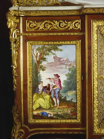 Commode de Madame du Barry ornée de plaques en porcelaine, image 3/3