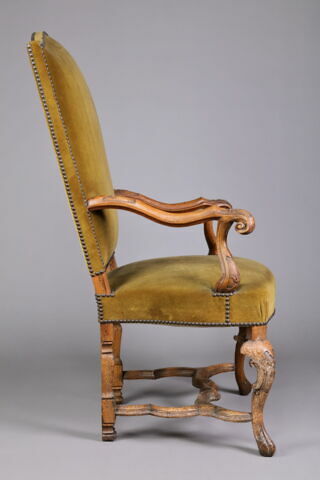 Fauteuil d'une suite de six, image 4/6