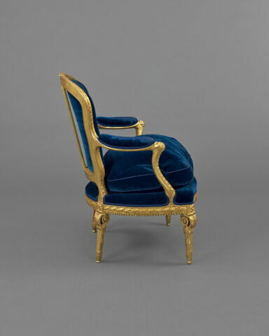 Fauteuil, d'un ensemble de cinq pièces, image 4/5