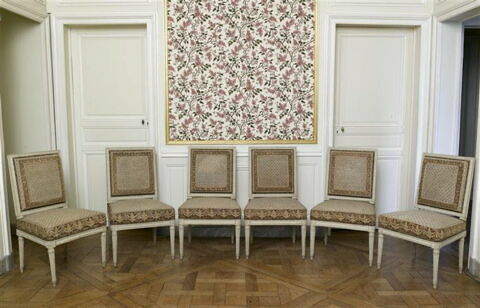 Chaise, d'un ensemble de six chaises et deux bergères d'un salon du château de Madame Elisabeth à Montreuil (OA 9972 à OA 9979), image 2/2