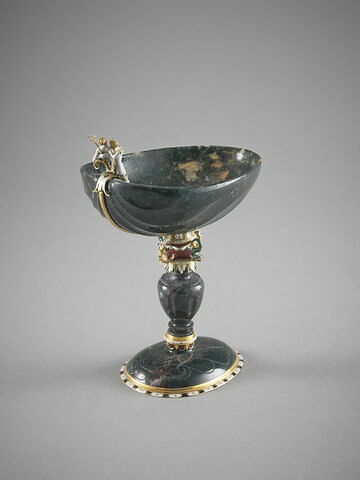 Coupe en forme de coquille, image 3/4